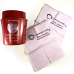 All-Purpose Jewelry Cleaning Kit with Cleaner Solution and Polishing Cloths - Image 3